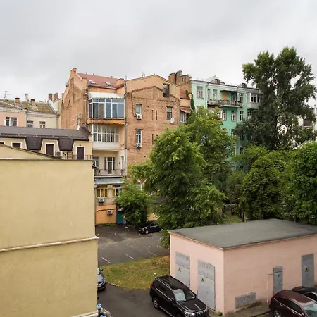 Daire Near Parus Business Centre Kiev