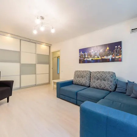 Daire Near Parus Business Centre