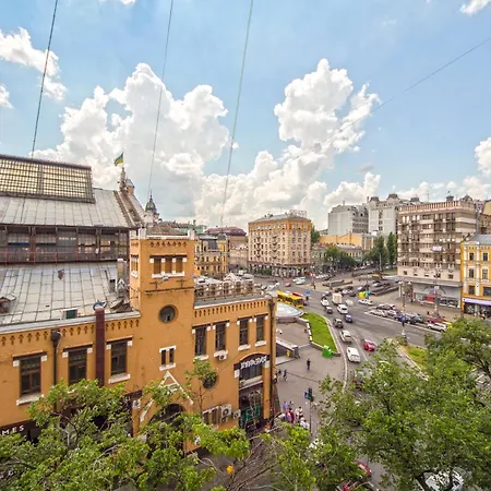 Near Parus Business Centre * Kiev